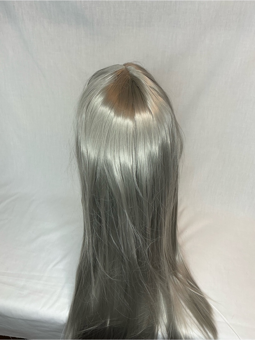 2153 - Stylish Long Silver Women's Wig with Side Bangs - Picture 3 of 4